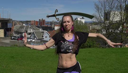 I Ukraina var dansen levebrød - Nå tilbyr hun gratiskurs i Stavanger