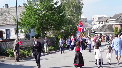 17. mai - Hele barnetoget på Jørpeland