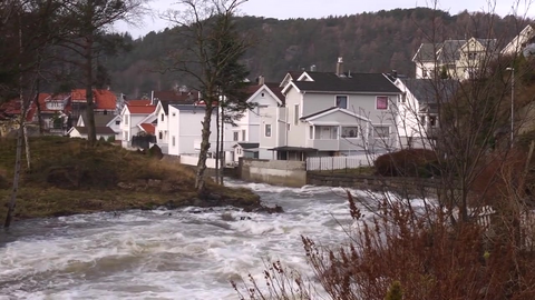 Fryktet at grunnmuren skulle rase ut