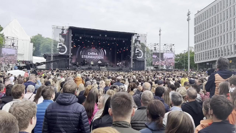 17500 samlet på torget