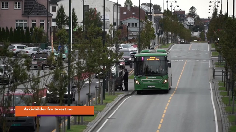 Derfor velger flere bussen 